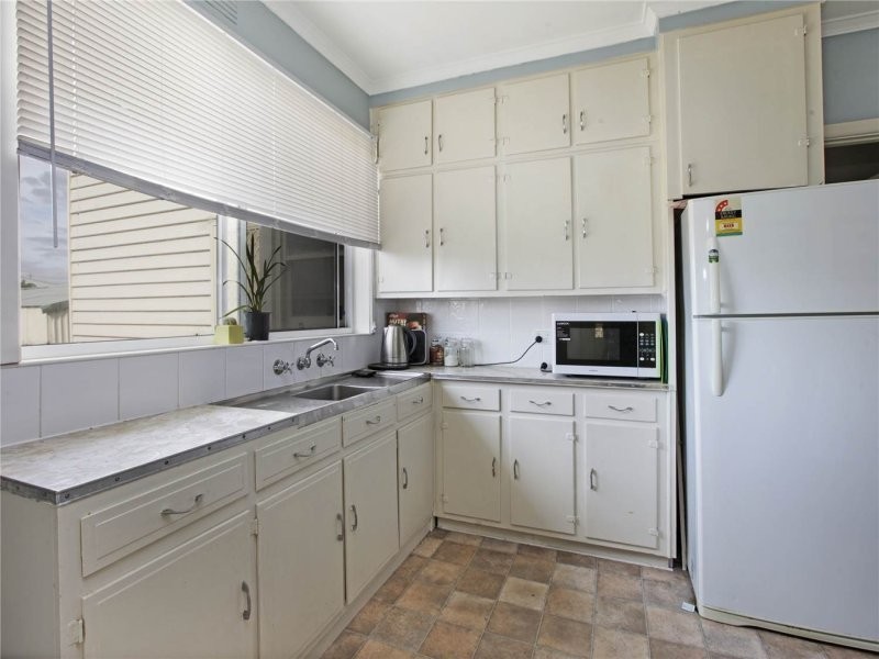 11 Finch Street, Norlane VIC 3214