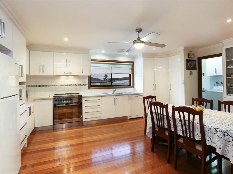 10 Bluegum Court, Corio VIC 3214