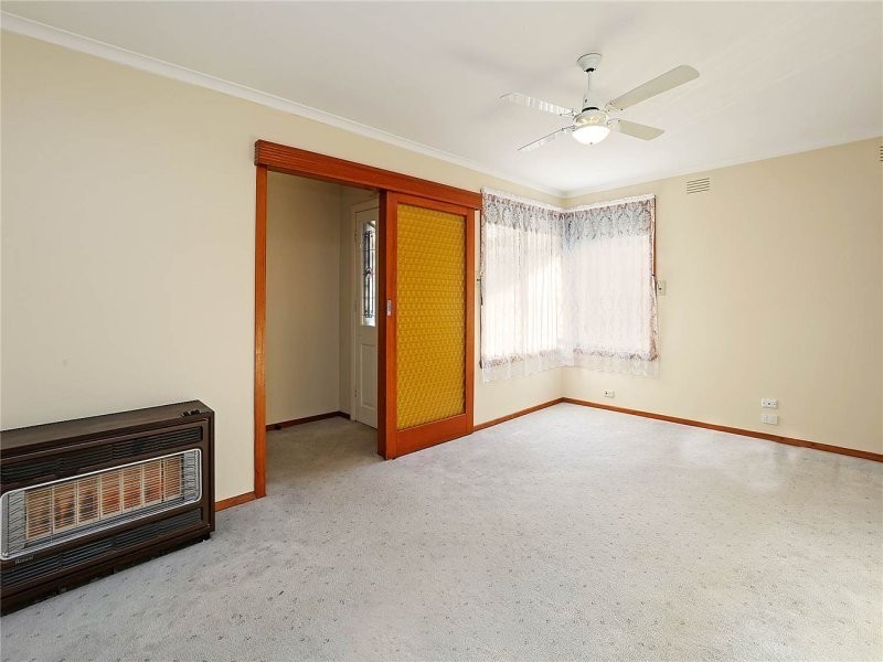 16 Peacock Avenue, Norlane VIC 3214