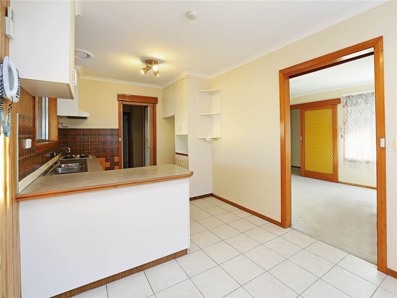 16 Peacock Avenue, Norlane VIC 3214