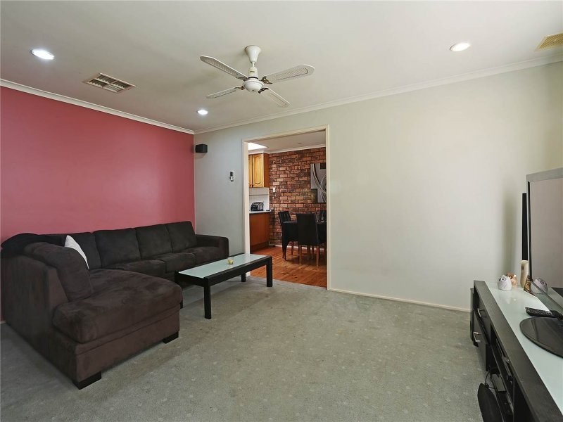 9 Moreland Avenue, Corio VIC 3214