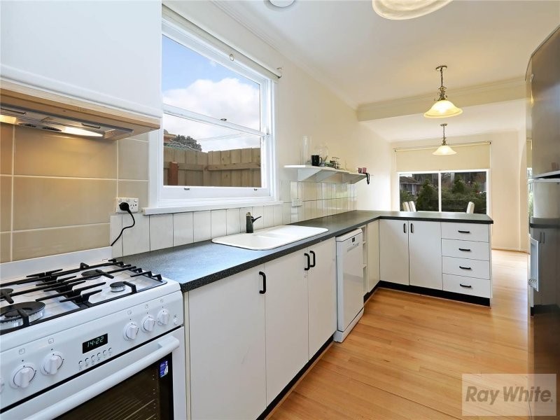 10 Kalver Street, Corio VIC 3214