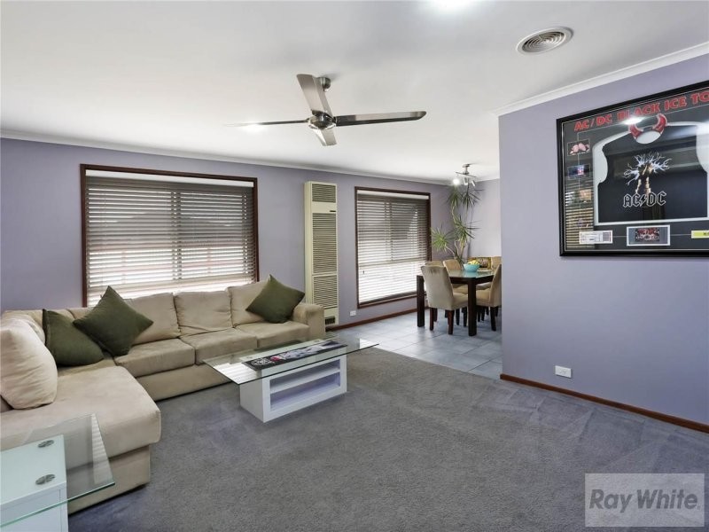 10 Moreland Avenue, Corio VIC 3214