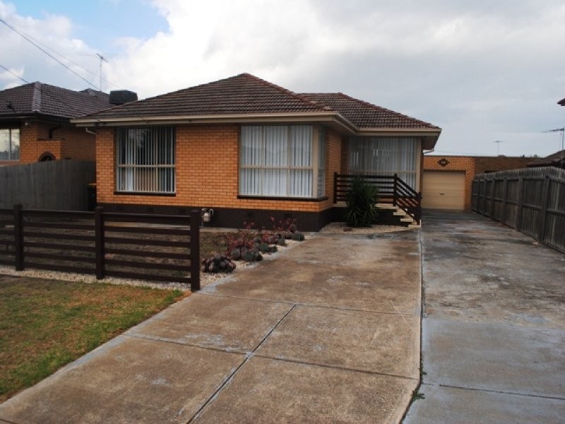 18 Jabone Crescent, Bell Park VIC 3215