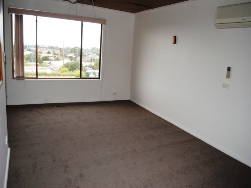 18 Glengate Street, Hamlyn Heights VIC 3215