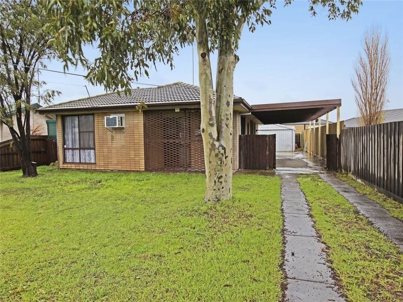 98 Fairbairn Drive, Corio VIC 3214