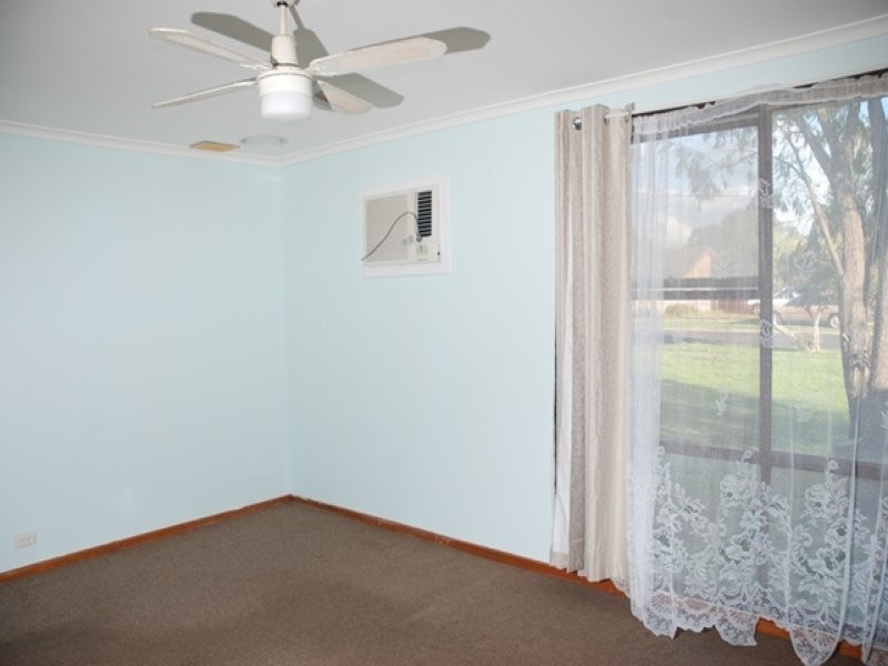 98 Fairbairn Drive, Corio VIC 3214