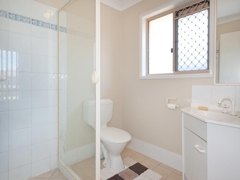 6 Yarraman Street, Arana Hills QLD 4054