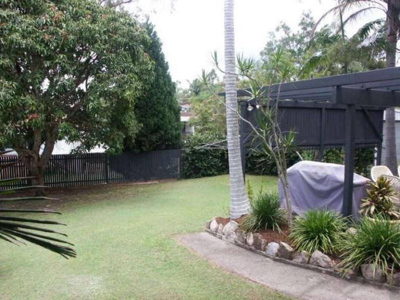 7 Allara Crescent, Ferny Hills QLD 4055