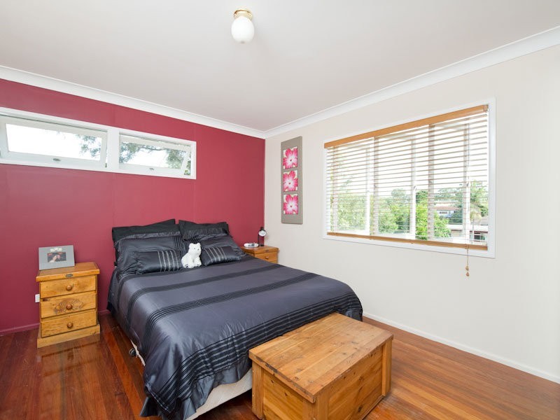 19 Alkoomi Avenue, Ferny Hills QLD 4055