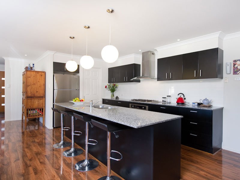 15 Ladbroke Close, Carseldine QLD 4034