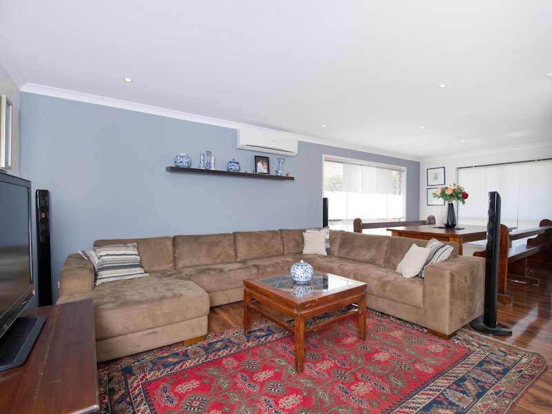 15 Ladbroke Close, Carseldine QLD 4034