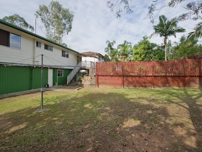 263 Patricks Road, Ferny Hills QLD 4055