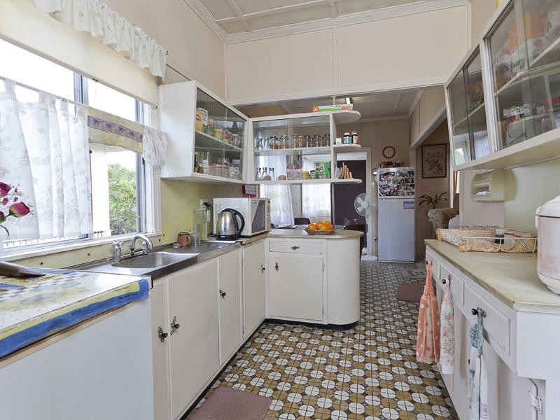 39 Crampton Street, Keperra QLD 4054