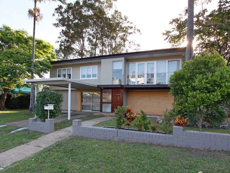 6 Bunora Avenue, Ferny Hills QLD 4055