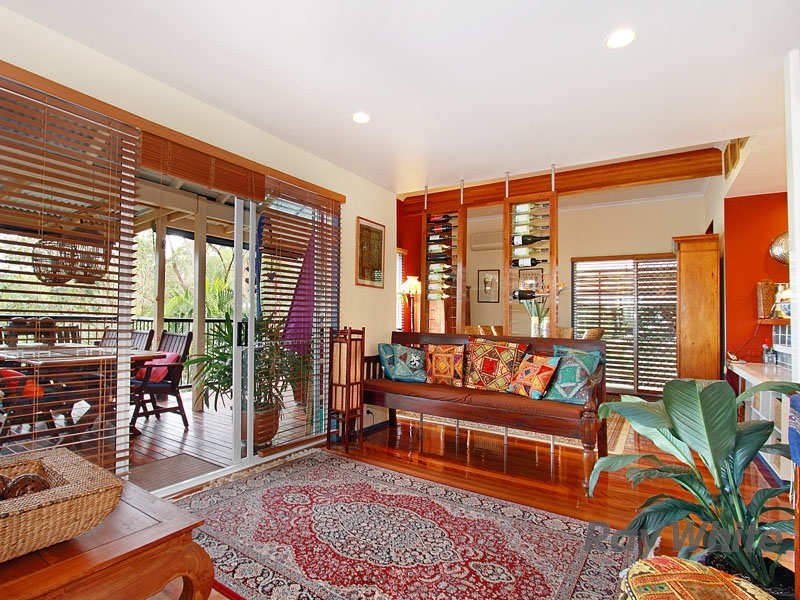 13 Wirlpana Avenue, Ferny Hills QLD 4055