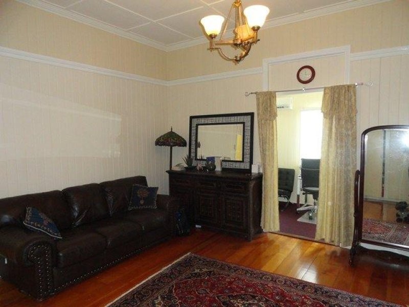 6 Potts Street, East Brisbane QLD 4169