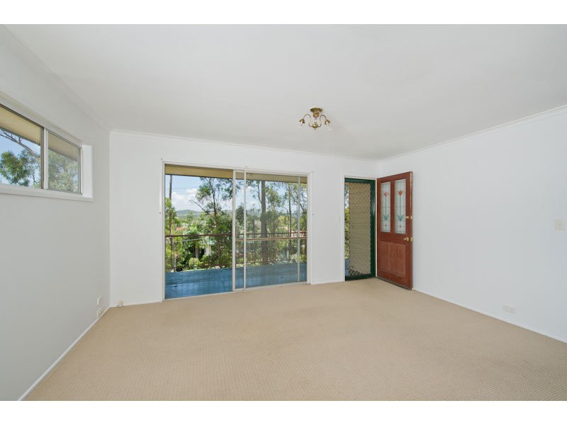 196 Patricks Road, Ferny Hills QLD 4055