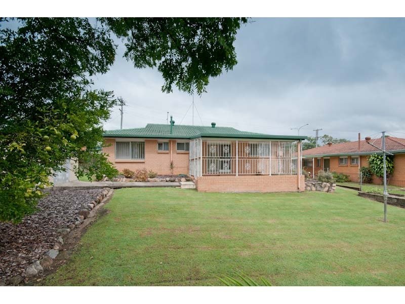1147 Samford Road, Ferny Grove QLD 4055