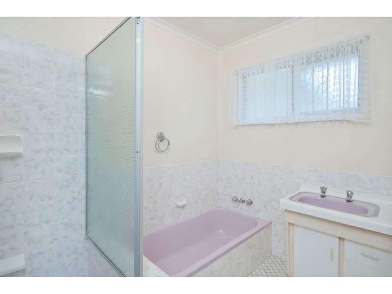 1147 Samford Road, Ferny Grove QLD 4055