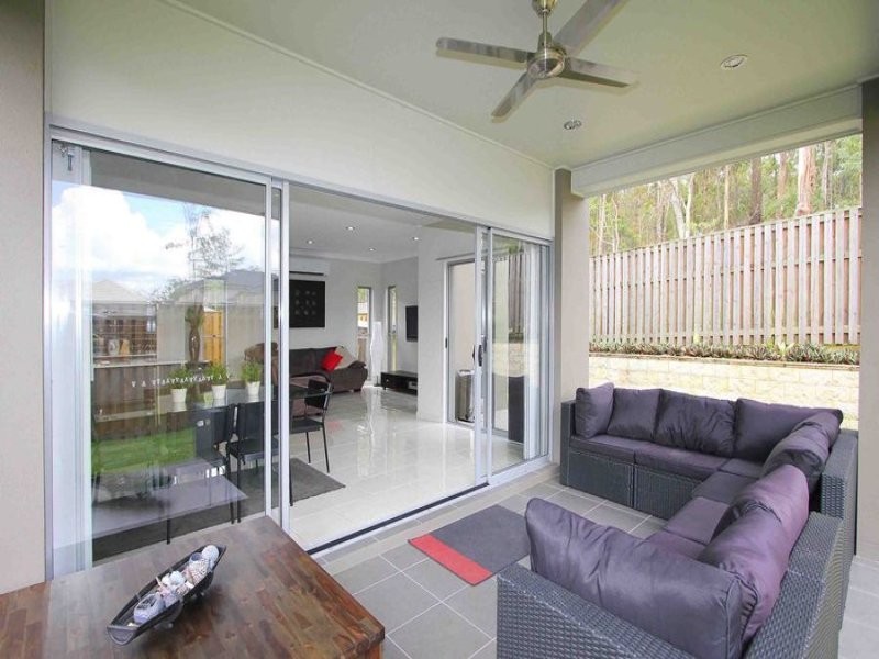 56 Woolshed Street, Ferny Hills QLD 4055