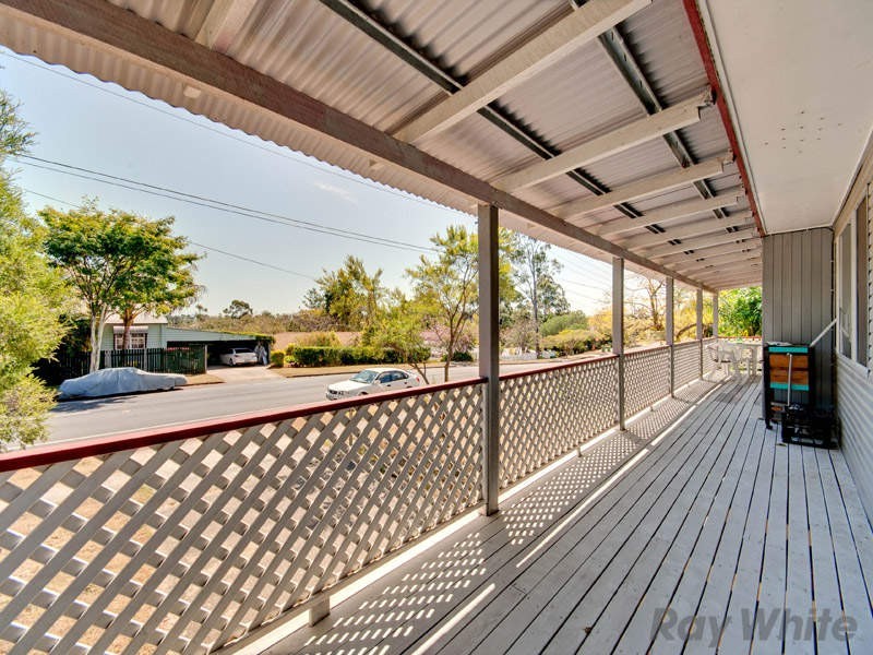 32 View Crescent, Arana Hills QLD 4054