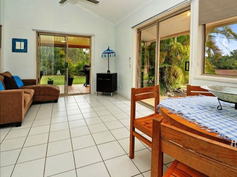 15 Leatherwood Drive, Arana Hills QLD 4054