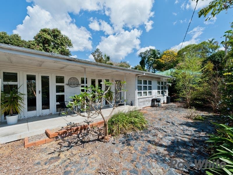 60 Willmington Street, Newmarket QLD 4051