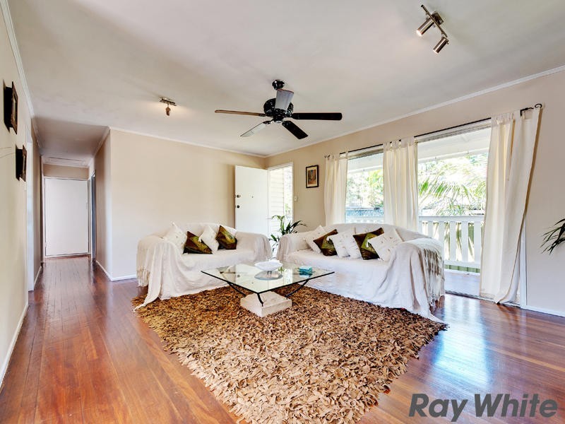 30 Tarnook Drive, Ferny Hills QLD 4055