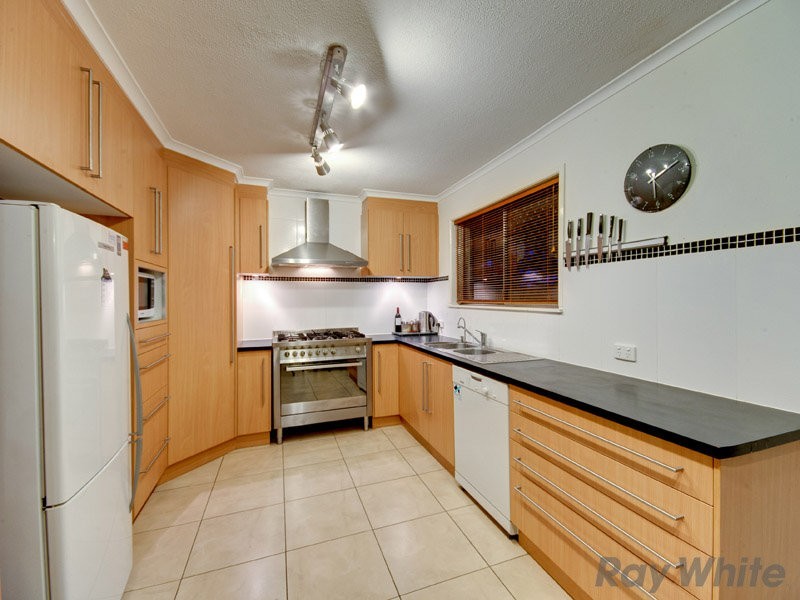 179 Patricks Road, Ferny Hills QLD 4055