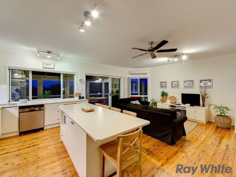 121 McGinn Road, Ferny Grove QLD 4055