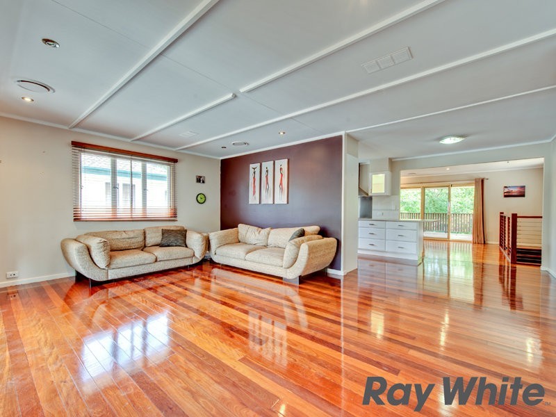 17 Montclair Street, Aspley QLD 4034