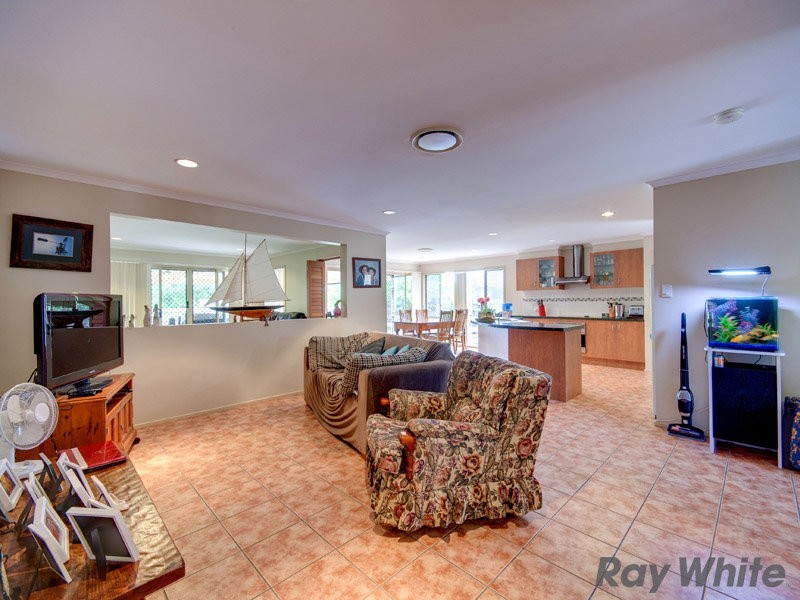 42 Wyellan Place, Upper Kedron QLD 4055