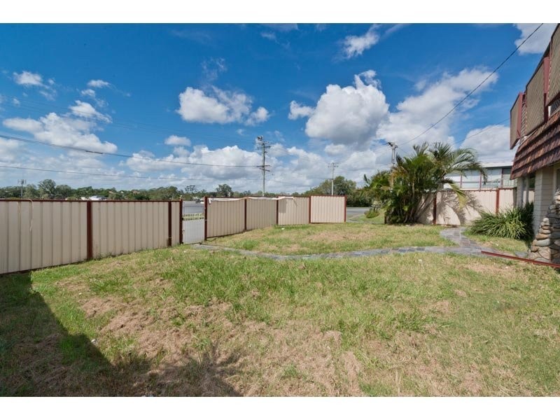 12 Grove Avenue, Arana Hills QLD 4054