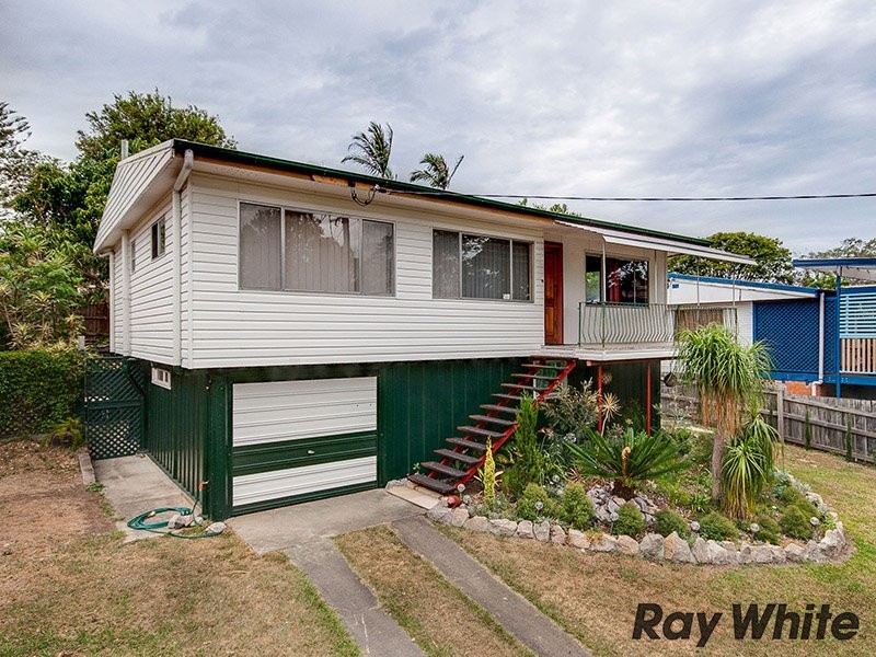 33 Ferny Way, Ferny Hills QLD 4055