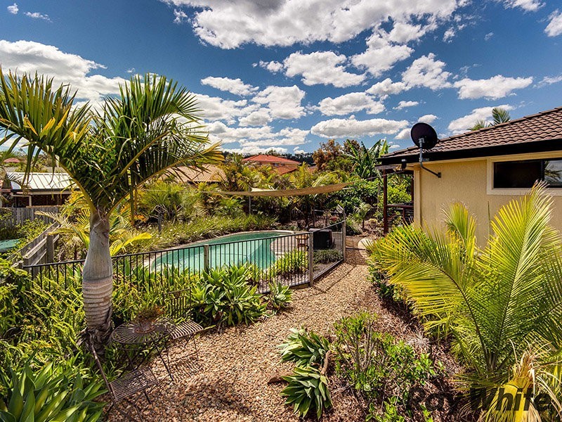 8 Skye Place, Upper Kedron QLD 4055