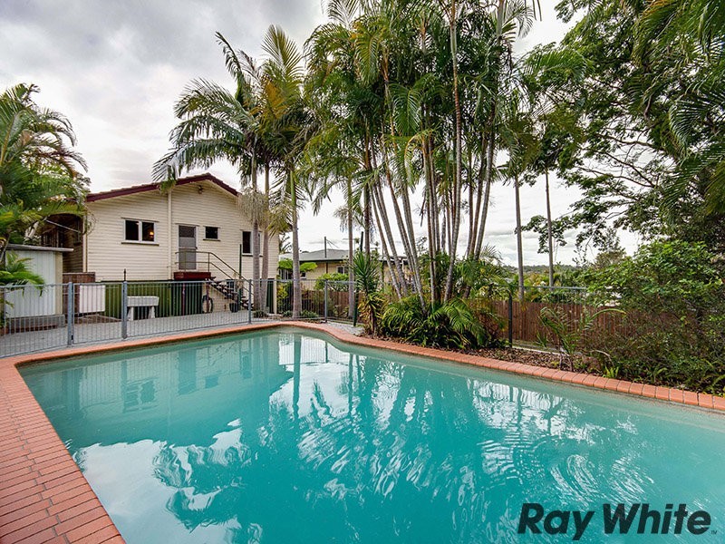 37 Narellan Street, Arana Hills QLD 4054