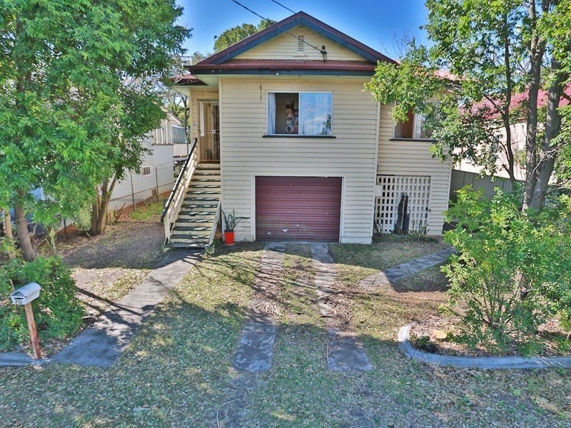 70 Blackmore Street, Windsor QLD 4030