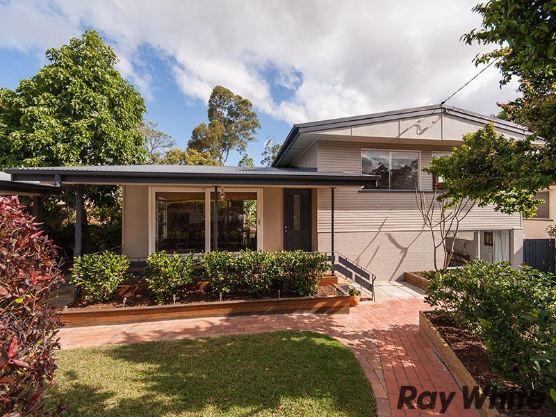 19 Andina Crescent, Ferny Hills QLD 4055
