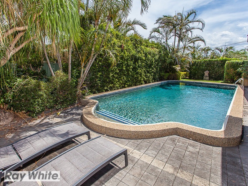 21 Hovea Street, Everton Hills QLD 4053