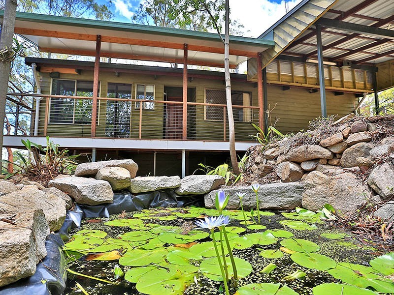 105 Hutton Rd, Ferny Hills QLD 4055