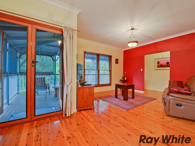 23 Woodtop Court, Ferny Hills QLD 4055