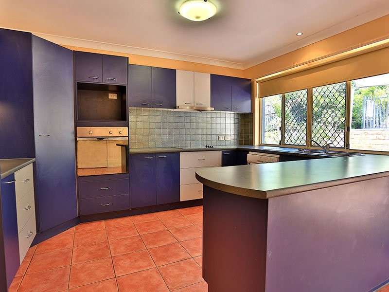 11 Keona Road, Mcdowall QLD 4053