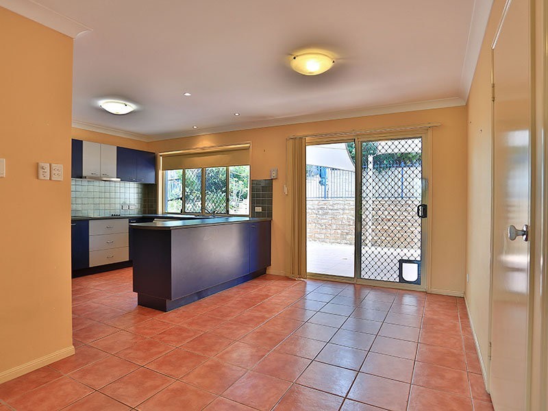 11 Keona Road, Mcdowall QLD 4053