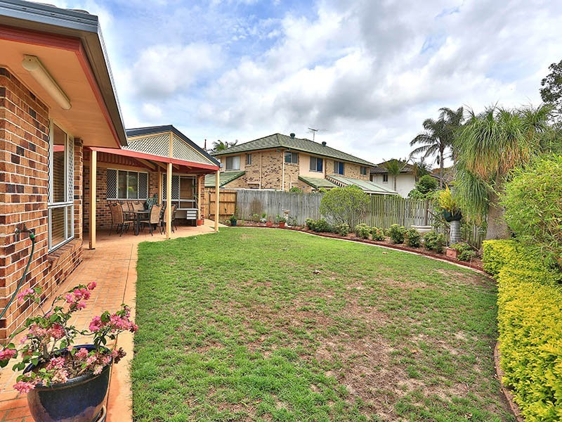 21 Redford Cres, Mcdowall QLD 4053