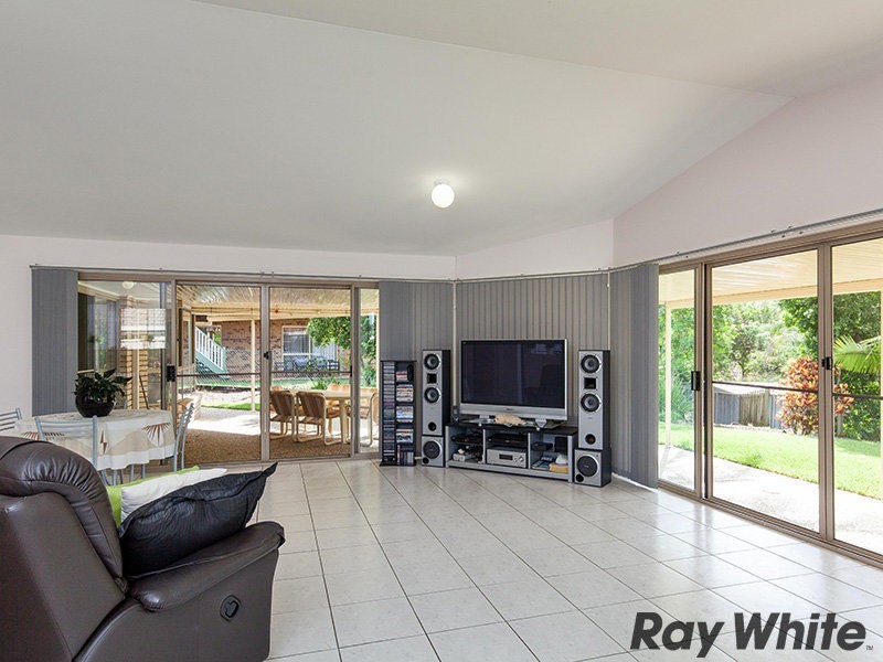 101 McAlroy Road, Ferny Grove QLD 4055