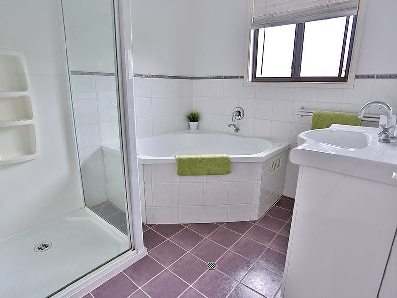 30 Kirikee Street, Ferny Grove QLD 4055