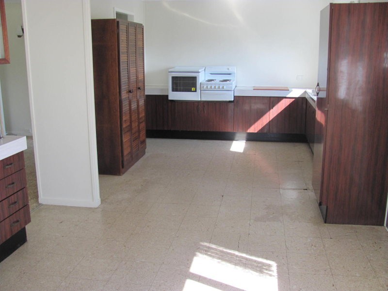 9 Coles Street, Arana Hills QLD 4054