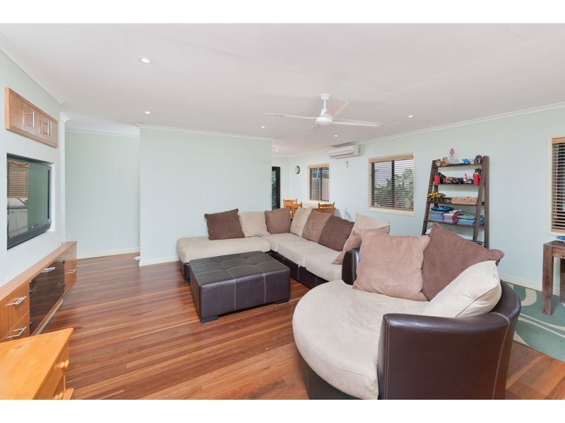 18 Coolibah Crescent, Ferny Hills QLD 4055