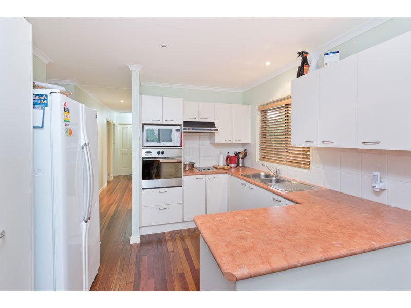 18 Coolibah Crescent, Ferny Hills QLD 4055